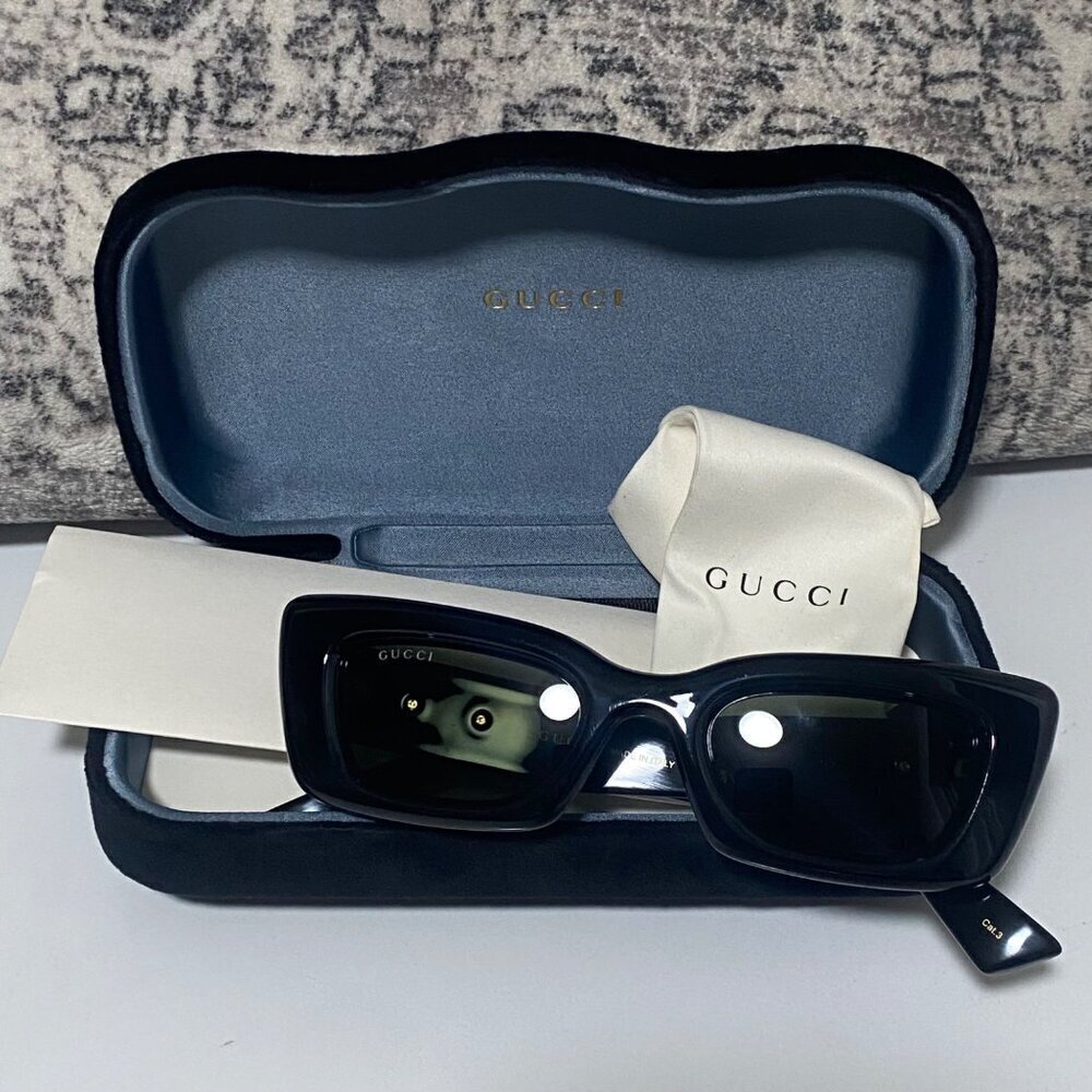 NEW GUCCI Cat-eye Frame Sunglasses GG1827S in Black - Picture 2 of 6
